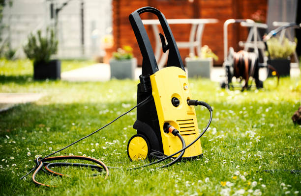 Best Pool Deck Cleaning  in Huntington, TX